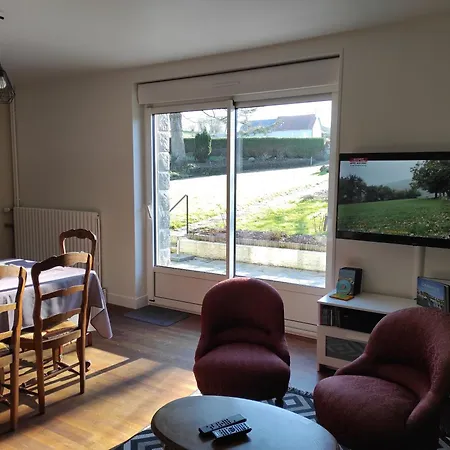 Les Amarines La Lucerne-dʼOutremer