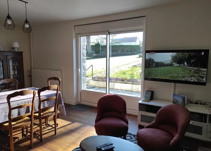 Les Amarines La Lucerne-dʼOutremer